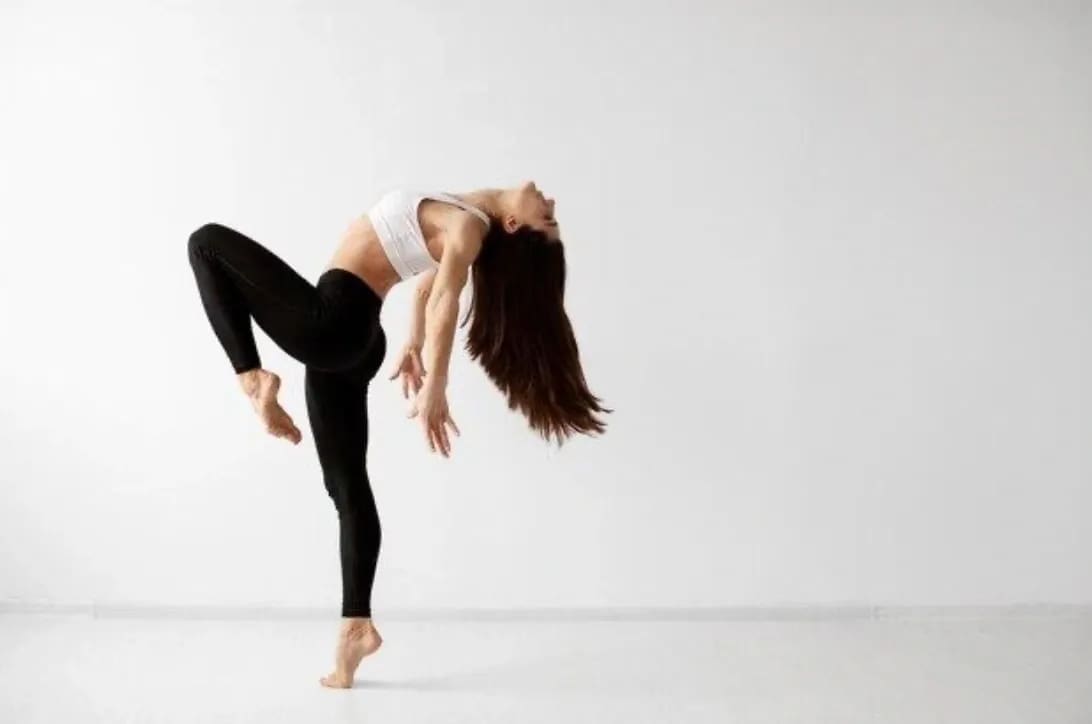woman dancing of curtsy ballroom
